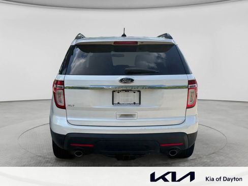 Used 2013 Ford Explorer XLT FWD image 6