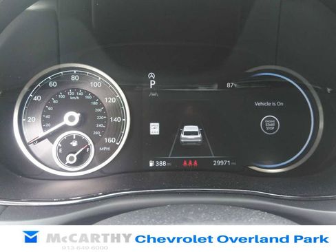 Used 2025 Genesis GV70 2.5T image 7