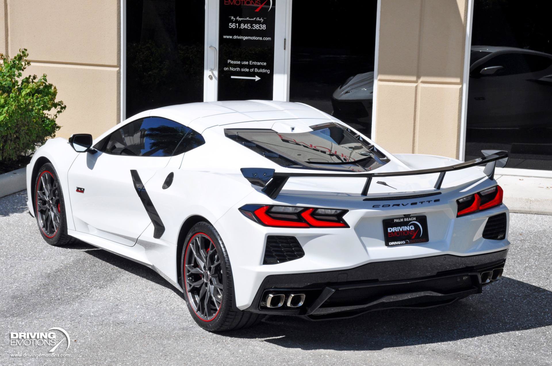 Used 2023 Chevrolet Corvette Stingray Premium Cpe w/ Z51 Performance Package RWD image 39