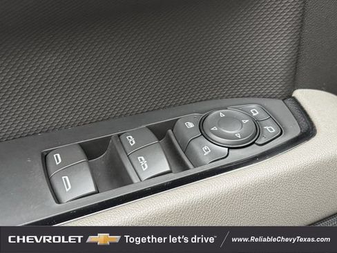 Used 2025 Chevrolet Silverado 1500 ZR2 w/ Technology Package AWD/4WD image 31