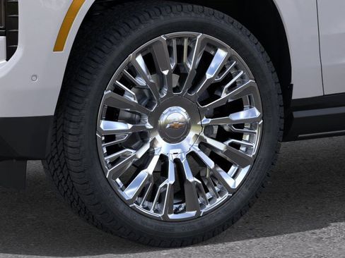 New 2025 Chevrolet Tahoe High Country w/ LPO, Chrome Package image 9