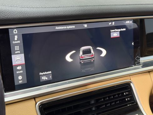 Used 2018 Porsche Panamera 4 AWD/4WD image 25