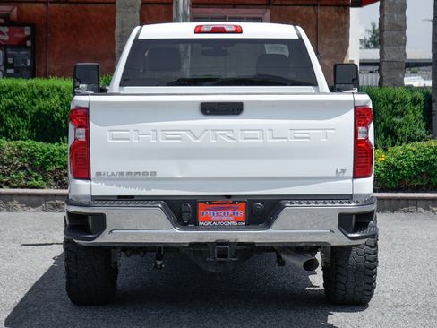 Used 2022 Chevrolet Silverado 2500 LT w/ Convenience Package AWD/4WD image 7