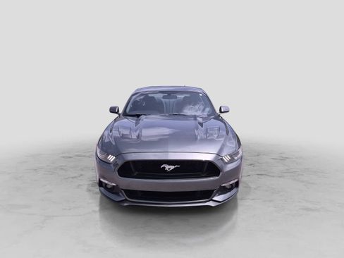 Used 2016 Ford Mustang GT RWD image 3