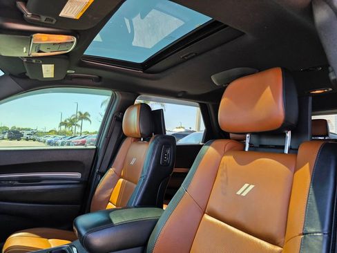 Used 2020 Dodge Durango R/T w/ Technology Group RWD image 24