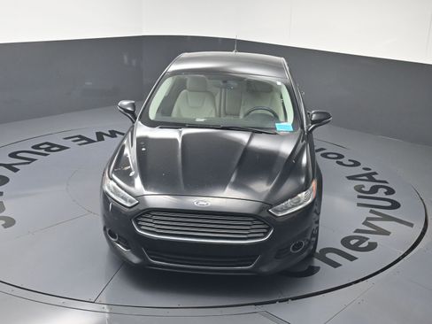 Used 2016 Ford Fusion Titanium FWD image 21