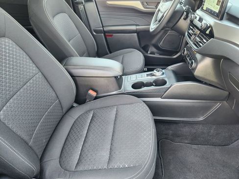Used 2025 Ford Escape Active FWD image 14