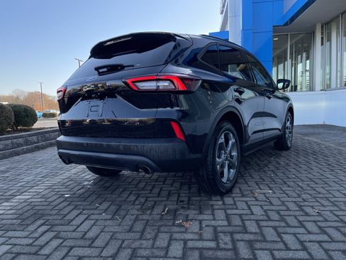 Used 2025 Ford Escape ST-Line image 5