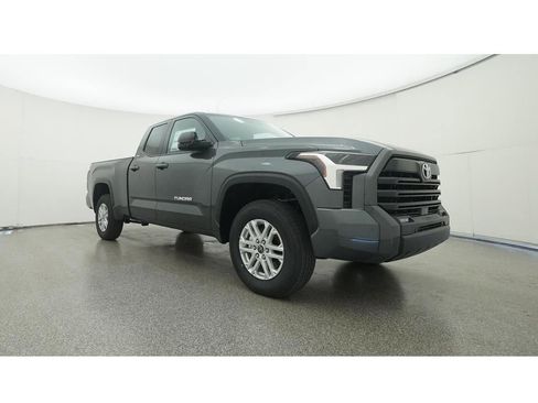 Used 2024 Toyota Tundra SR5 w/ SR5 Premium Package AWD/4WD image 32