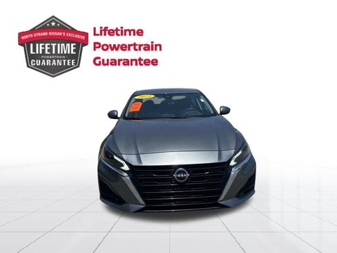 Used 2023 Nissan Altima 2.5 S FWD image 2