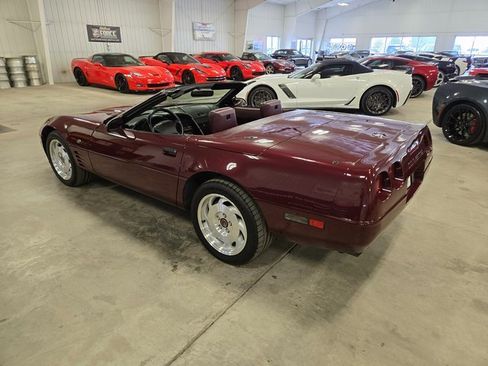 Used 1993 Chevrolet Corvette Convertible image 4