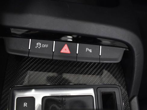 Used 2017 Audi R8 V10 w/ Carbon Exterior Package image 46