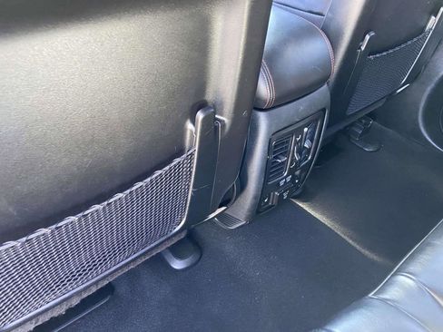 Used 2024 Dodge Durango GT AWD/4WD image 15
