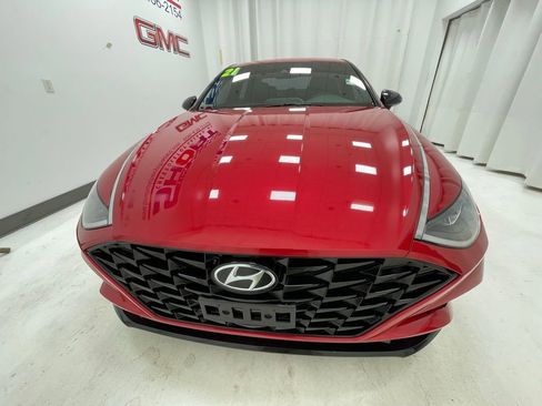 Used 2021 Hyundai Sonata SEL Plus image 2