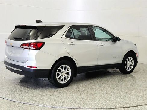 Used 2022 Chevrolet Equinox LT FWD image 7