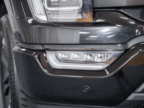 Used 2023 Ford F150 Lariat w/ Equipment Group 502A High image 17