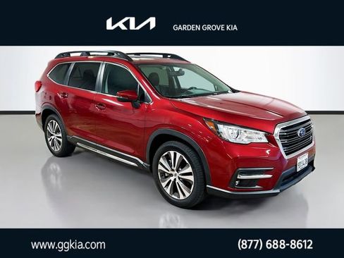 Used 2022 Subaru Ascent Limited w/ Technology Package image 1