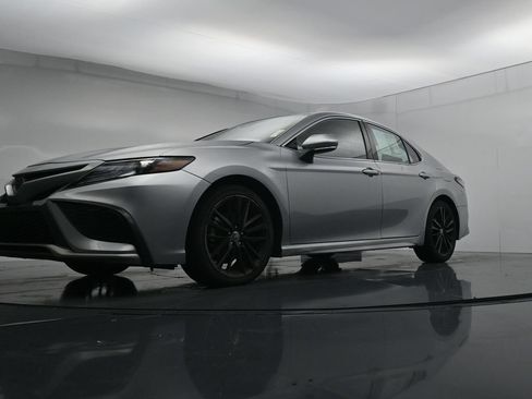 Used 2024 Toyota Camry XSE FWD image 20