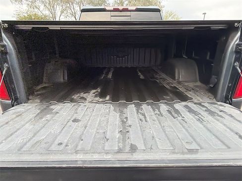 Used 2021 Chevrolet Silverado 1500 LT Trail Boss w/ Convenience Package II image 27