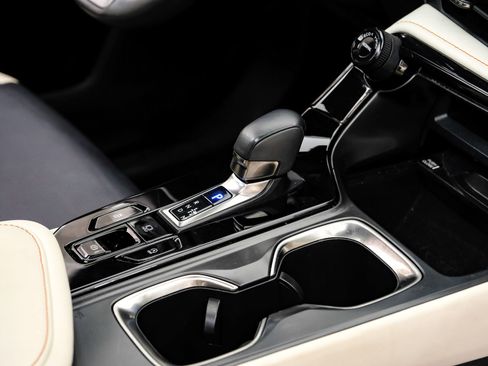 Used 2024 Lexus NX 250 FWD image 29