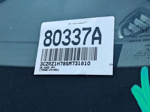 Certified 2025 Honda HR-V EX-L image 32