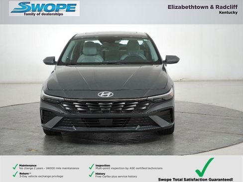 Certified 2025 Hyundai Elantra Limited image 8