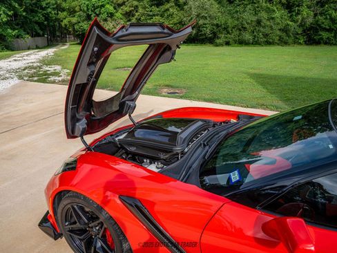 Used 2019 Chevrolet Corvette ZR1 image 15