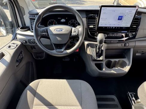 Used 2024 Ford Transit 350 XLT image 23