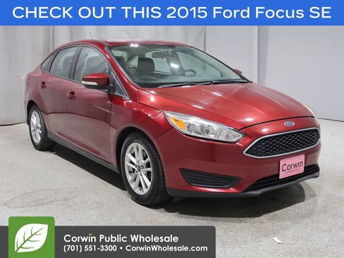 Used 2015 Ford Focus SE w/ SE Cold Weather Package FWD image 1