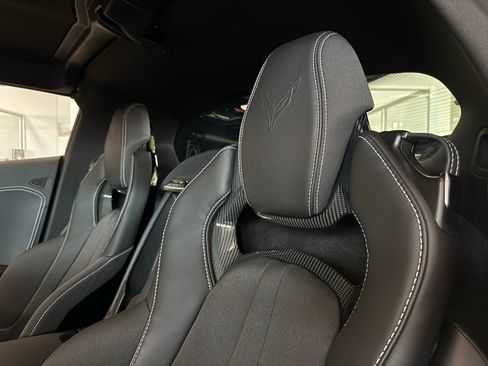 Used 2024 Chevrolet Corvette Z06 image 34