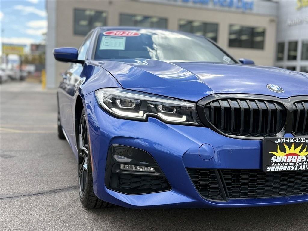 Used 2020 BMW 330i xDrive Sedan w/ M Sport Package AWD/4WD image 9