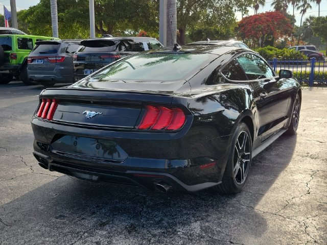 Used 2022 Ford Mustang Premium RWD image 3