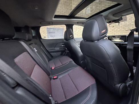 New 2026 Nissan Kicks SR w/ SR Premium Package image 15