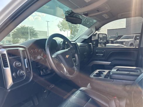Used 2017 Chevrolet Silverado 1500 LT w/ Texas Edition AWD/4WD image 13