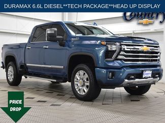 Used 2024 Chevrolet Silverado 2500 High Country w/ High Country Premium Package AWD/4WD video 1