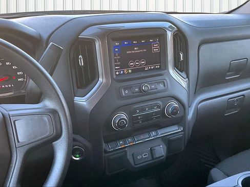 Used 2025 Chevrolet Silverado 1500 W/T w/ Trailering Package image 3