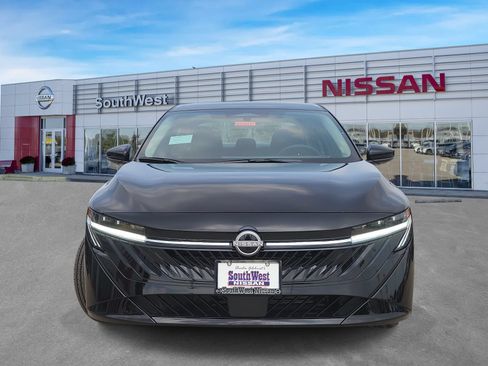 New 2027 Nissan Sentra S w/ Floor Mat Package FWD image 2