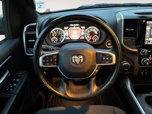 Used 2022 RAM 1500 Big Horn AWD/4WD image 12