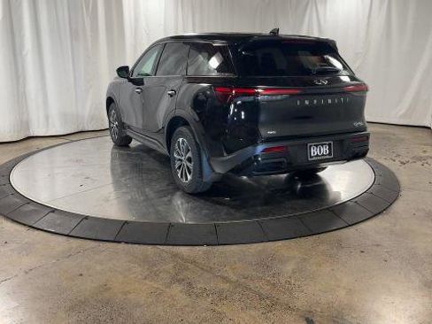 Certified 2025 INFINITI QX60 Pure image 8