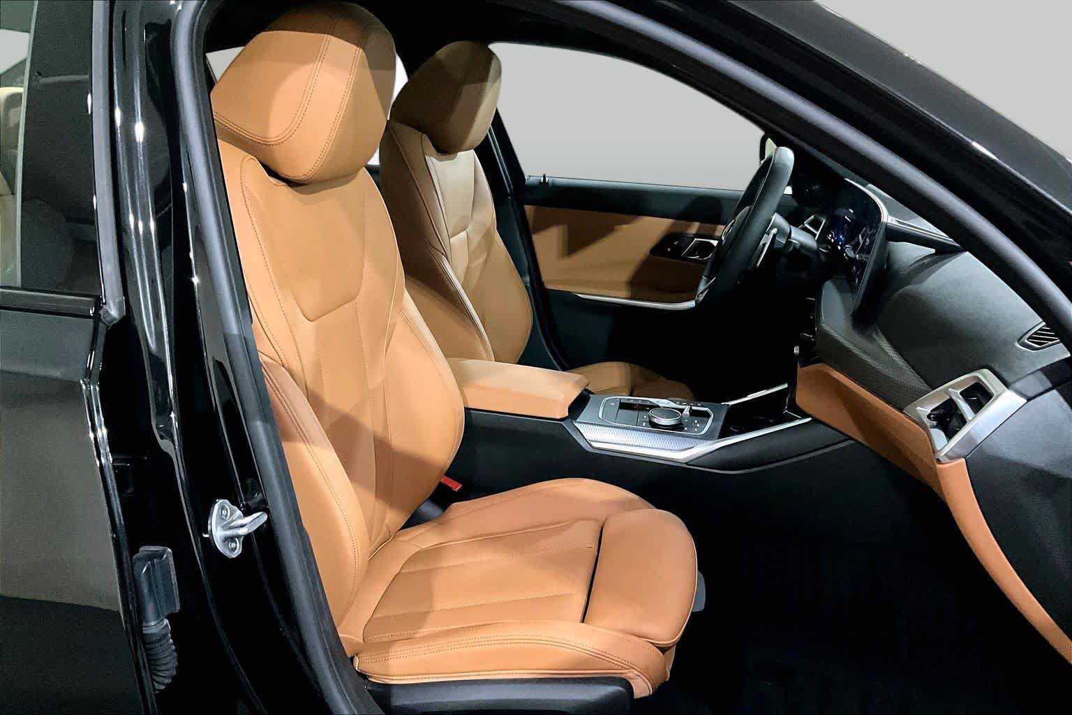 Used 2025 BMW M340i xDrive w/ Premium Package AWD/4WD image 7