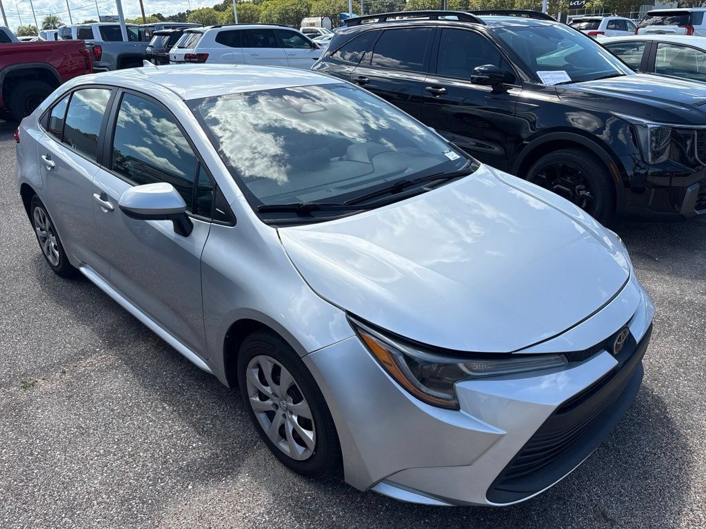 Used 2023 Toyota Corolla LE FWD image 7