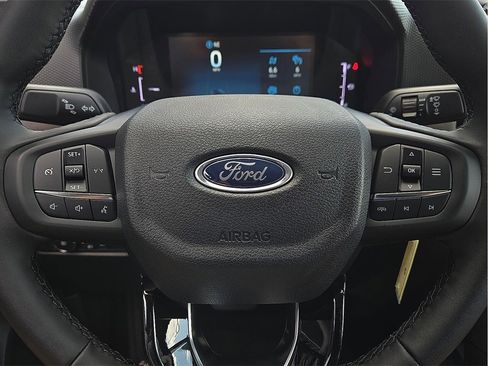 New 2025 Ford Ranger XLT w/ FX4 Off-Road Package image 19