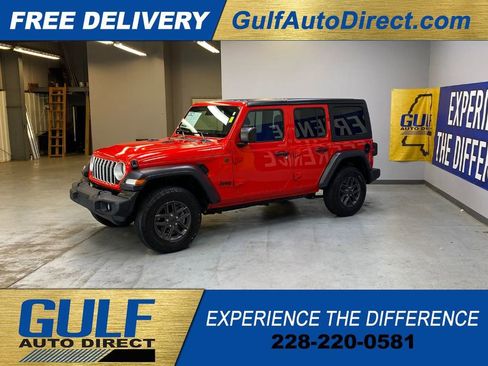 Used 2025 Jeep Wrangler Unlimited Sport AWD/4WD image 5