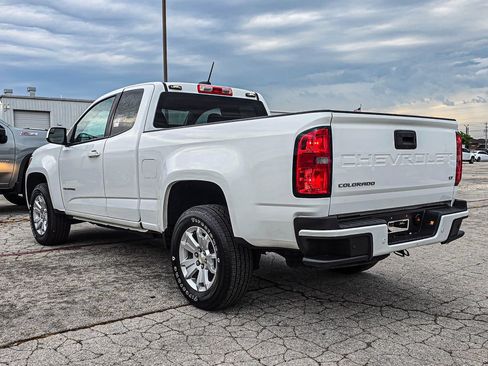 Used 2022 Chevrolet Colorado LT w/ Fleet Safety Package RWD image 4