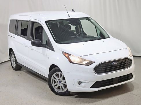 Used 2022 Ford Transit Connect XLT image 6