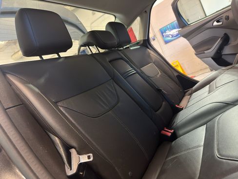 Used 2016 Ford Focus Titanium FWD image 27