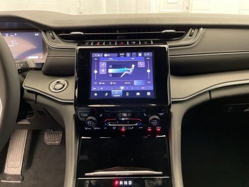 New 2026 Jeep Grand Cherokee L Laredo image 10