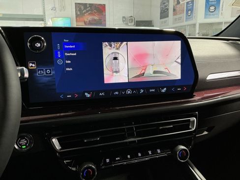 New 2026 Chevrolet Traverse Z71 w/ Enhanced Driving Package image 27