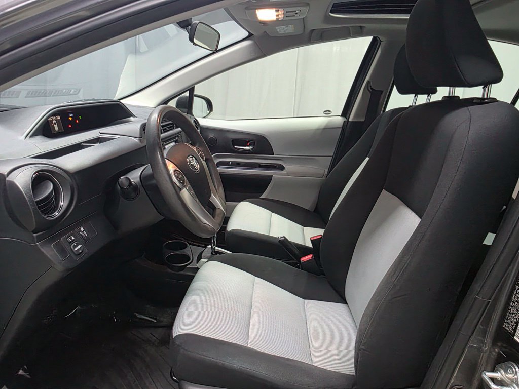 Used 2013 Toyota Prius C Three FWD image 8