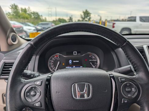 Used 2017 Honda Ridgeline RTL-E image 10